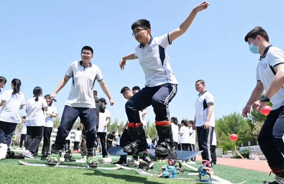 辽宁省冰雪运动进校园系列活动走进法库县高级中学